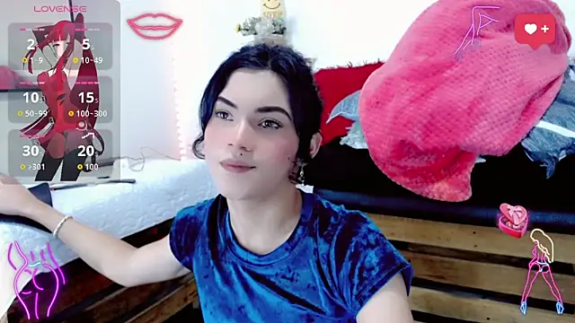 NathalialLooes online show from February 2026 09:52:01 PM