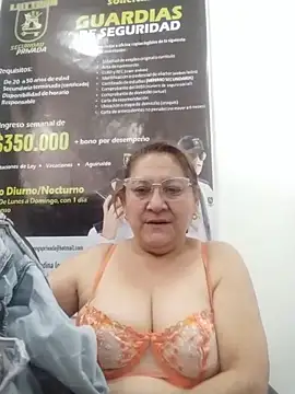Snapshot of JULIETA_21- chatting on June 2026 01:04:02 PM JULIETA 21- online show from June 2026 01:04:02 PM