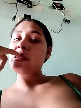Eira Allen online show from June 2026 10:11:02 PM