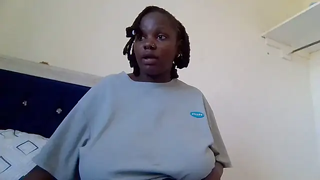 Snapshot of MIlk_Spray_ chatting on April 2026 08:56:01 AM MIlk Spray online show from April 2026 08:56:01 AM