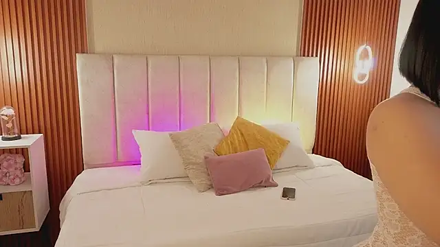 SofiaCortes4 online show from June 2026 11:52:01 AM