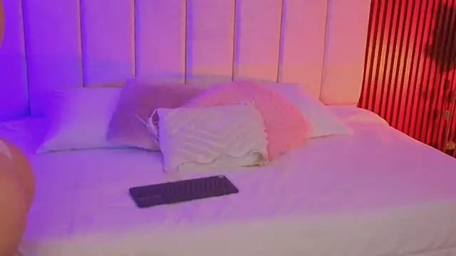 SofiaCortes4 online show from July 2026 11:25:01 AM