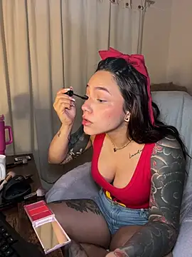 Victoria-swan online show from March 2026 12:43:01 PM