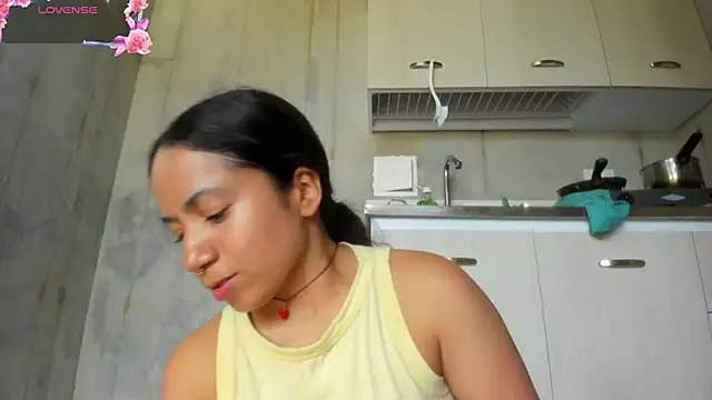 Snapshot of chiarafustox chatting on April 2026 09:37:01 PM chiarafustox online show from April 2026 09:37:01 PM