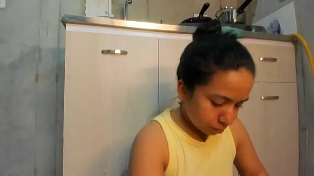 Snapshot of chiarafustox chatting on April 2026 01:17:02 AM chiarafustox online show from April 2026 01:17:02 AM