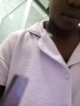 FlameZee online show from March 2026 04:57:01 PM