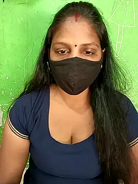 Snapshot of Parul-009 chatting on April 2026 09:01:01 AM Parul-009 online show from April 2026 09:01:01 AM