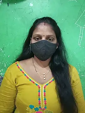 Snapshot of Parul-009 chatting on June 2026 05:01:01 AM Parul-009 online show from June 2026 05:01:01 AM