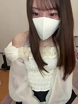 Snapshot of momo_mm chatting on April 2026 03:02:01 AM momo mm online show from April 2026 03:02:01 AM
