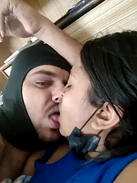 Curvy Simran online show from March 2026 12:34:01 PM