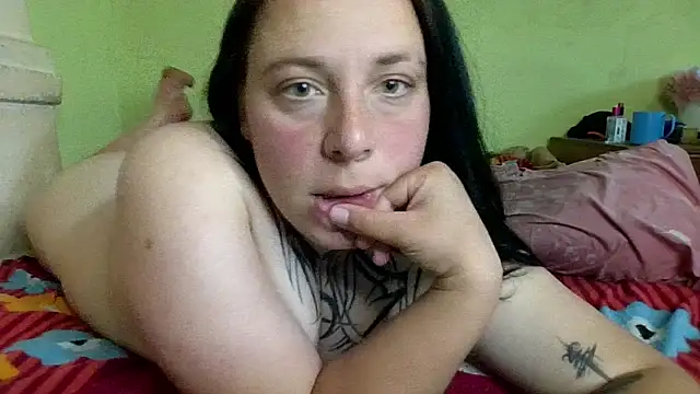 MillaSourety online show from June 2026 02:33:01 PM