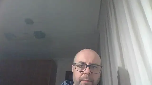 Snapshot of AlexRue chatting on March 2026 07:42:02 PM AlexRue online show from March 2026 07:42:02 PM