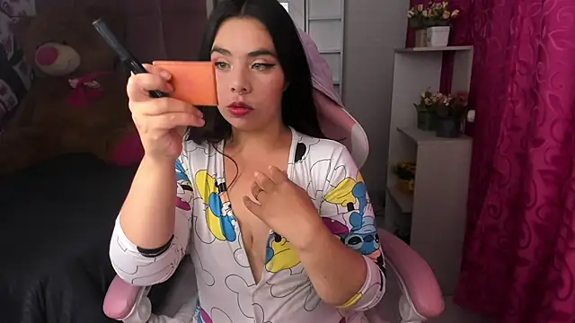 Snapshot of liany_taylor chatting on February 2026 02:29:02 AM liany taylor online show from February 2026 02:29:02 AM