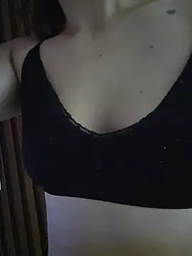 Snapshot of Kitty_San_xXx chatting on July 2026 11:24:01 AM Kitty San xXx online show from July 2026 11:24:01 AM