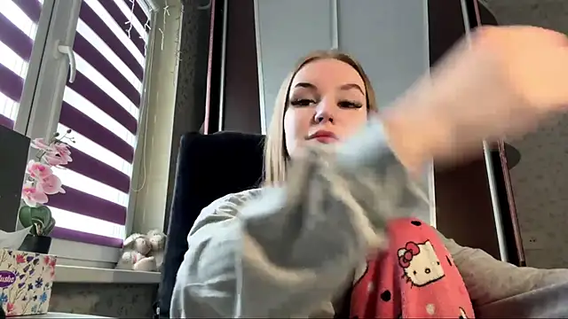 TashiaLupacchino online show from February 2026 09:38:01 AM