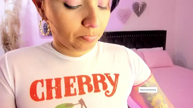 Lilyy joness online show from May 2026 01:08:02 PM