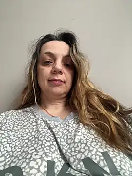 Snapshot of ShyFlameLive chatting on March 2026 12:43:01 PM ShyFlameLive online show from March 2026 12:43:01 PM