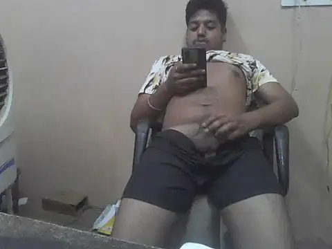 Snapshot of chocolatesboy143 chatting on May 2026 04:15:02 PM chocolatesboy143 online show from May 2026 04:15:02 PM