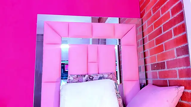 Snapshot of Baby_doll_XOXO chatting on February 2026 12:15:02 PM Baby doll XOXO online show from February 2026 12:15:02 PM