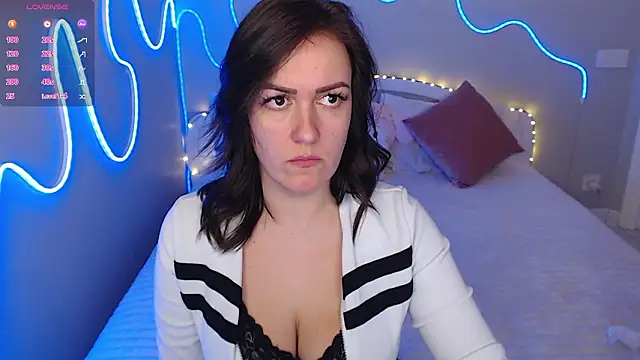 Snapshot of b1ushf1owerr chatting on March 2026 11:15:01 PM b1ushf1owerr online show from March 2026 11:15:01 PM