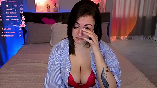 Snapshot of b1ushf1owerr chatting on April 2026 04:05:02 AM b1ushf1owerr online show from April 2026 04:05:02 AM