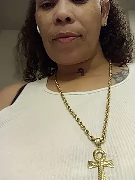 Snapshot of harleycakess chatting on April 2026 10:47:02 PM harleycakess online show from April 2026 10:47:02 PM