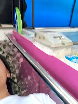 Snapshot of Cris18sexy chatting on April 2026 02:20:01 PM Cris18sexy online show from April 2026 02:20:01 PM