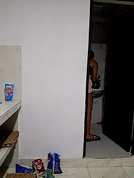 Snapshot of Cris18sexy chatting on April 2026 12:18:01 PM Cris18sexy online show from April 2026 12:18:01 PM