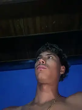 Snapshot of Adan21_cm chatting on March 2026 05:03:02 AM Adan21 cm online show from March 2026 05:03:02 AM