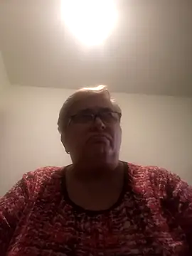 Snapshot of SusanStar874 chatting on April 2026 03:26:02 PM SusanStar874 online show from April 2026 03:26:02 PM