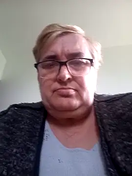 Snapshot of SusanStar874 chatting on April 2026 10:14:02 AM SusanStar874 online show from April 2026 10:14:02 AM