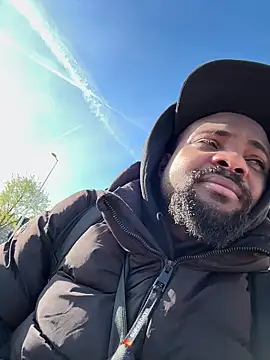 Snapshot of BigCatXLOfficial chatting on April 2026 07:42:02 AM BigCatXLOfficial online show from April 2026 07:42:02 AM