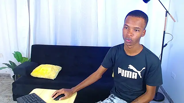 gusy 18 online show from February 2026 08:16:01 PM