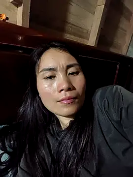 Snapshot of Suka-222 chatting on February 2026 01:35:02 AM Suka-222 online show from February 2026 01:35:02 AM