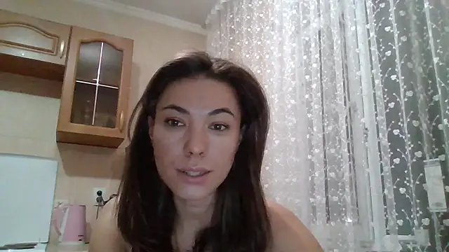 Snapshot of Dream_Petal_ chatting on April 2026 02:58:02 PM Dream Petal online show from April 2026 02:58:02 PM
