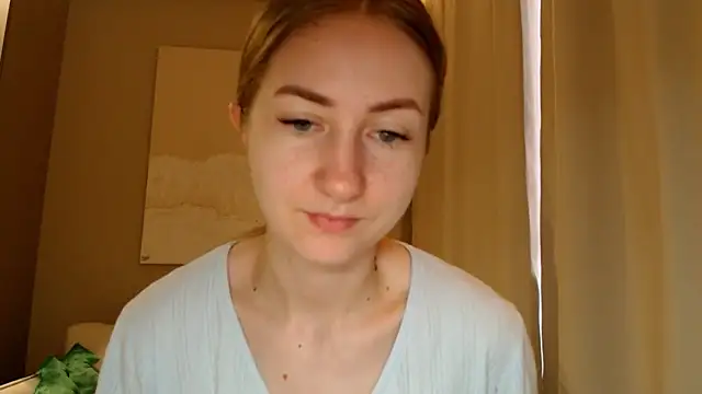 Snapshot of BluueSilk chatting on January 2025 06:13:01 AM BluueSilk online show from January 2025 06:13:01 AM