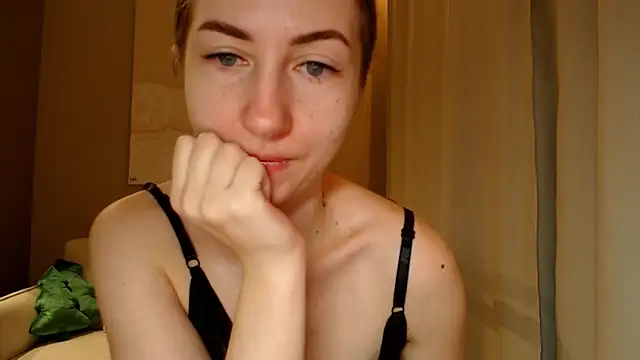 Snapshot of BluueSilk chatting on January 2025 06:03:02 AM BluueSilk online show from January 2025 06:03:02 AM