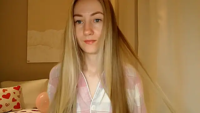 Snapshot of BluueSilk chatting on March 2025 06:26:02 AM BluueSilk online show from March 2025 06:26:02 AM