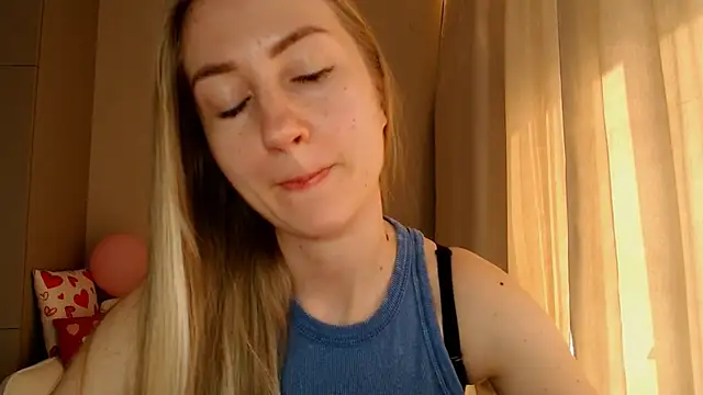 Snapshot of BluueSilk chatting on March 2025 09:15:02 AM BluueSilk online show from March 2025 09:15:02 AM