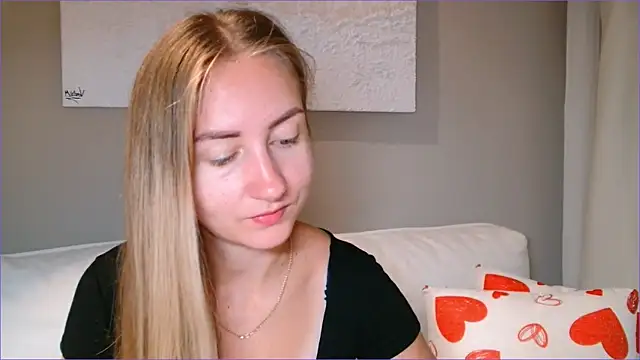 Snapshot of BluueSilk chatting on October 2025 05:30:02 AM BluueSilk online show from October 2025 05:30:02 AM