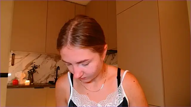 Snapshot of BluueSilk chatting on October 2025 05:53:02 AM BluueSilk online show from October 2025 05:53:02 AM