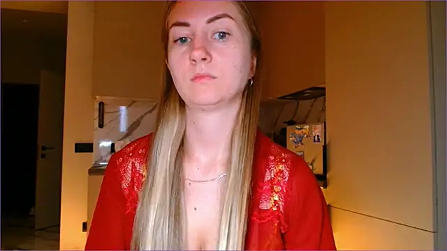 Snapshot of BluueSilk chatting on November 2025 07:41:02 AM BluueSilk online show from November 2025 07:41:02 AM