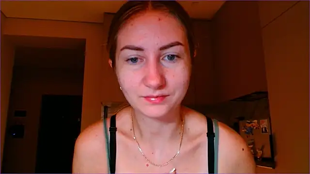 Snapshot of BluueSilk chatting on November 2025 06:01:01 AM BluueSilk online show from November 2025 06:01:01 AM