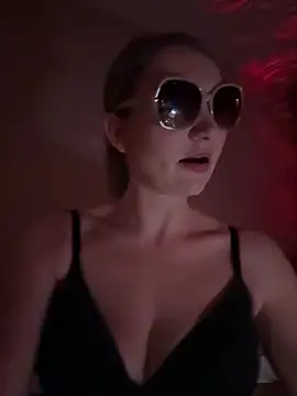 Snapshot of hottogetherNL chatting on February 2026 08:49:01 PM hottogetherNL online show from February 2026 08:49:01 PM