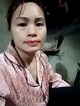 Snapshot of l_kiss chatting on February 2026 11:24:01 AM l kiss online show from February 2026 11:24:01 AM