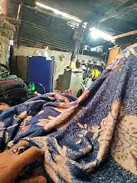 Snapshot of crazyxy12 chatting on April 2026 07:11:01 AM crazyxy12 online show from April 2026 07:11:01 AM