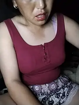 Snapshot of Tina-beo chatting on May 2026 08:27:02 PM Tina-beo online show from May 2026 08:27:02 PM