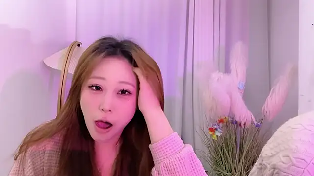 SM JIAJIA ZL online show from March 2026 06:35:02 PM