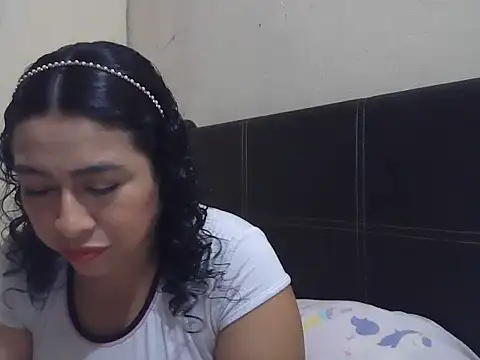 Snapshot of DalilahMx chatting on May 2026 03:47:01 AM DalilahMx online show from May 2026 03:47:01 AM