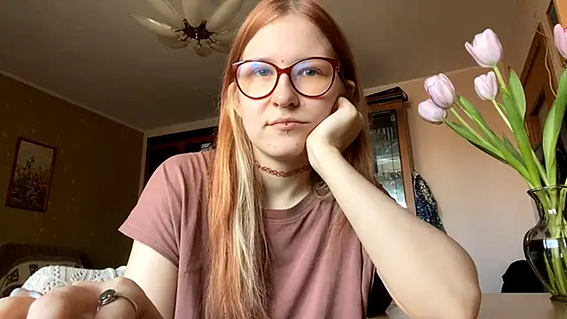 Snapshot of LaureenVielma chatting on March 2026 07:13:01 AM LaureenVielma online show from March 2026 07:13:01 AM